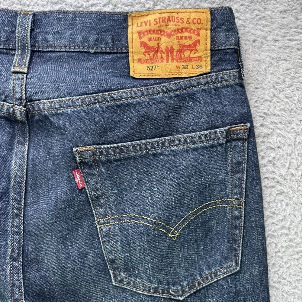 Levi's Jeans Mens 32x36 Blue 527 Slim Bootcut 100% Cotton Western Cowboy Denim